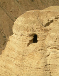 Qumran-Cave.jpg